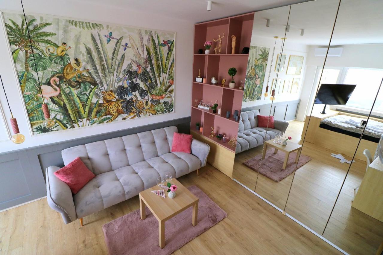 Deluxe Studio Old Center Panoramic View Terrace Appartement Boekarest Buitenkant foto